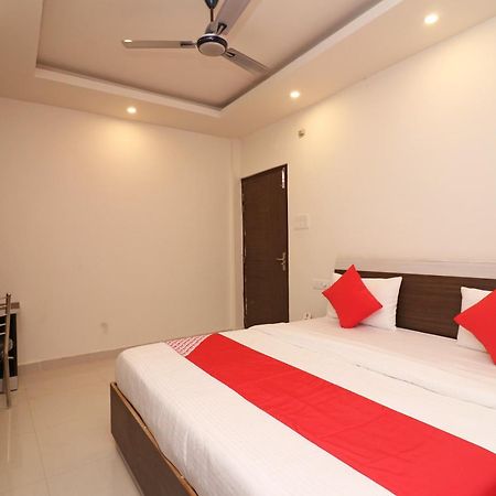 Oyo Paradise Inn Prayagraj Exterior photo