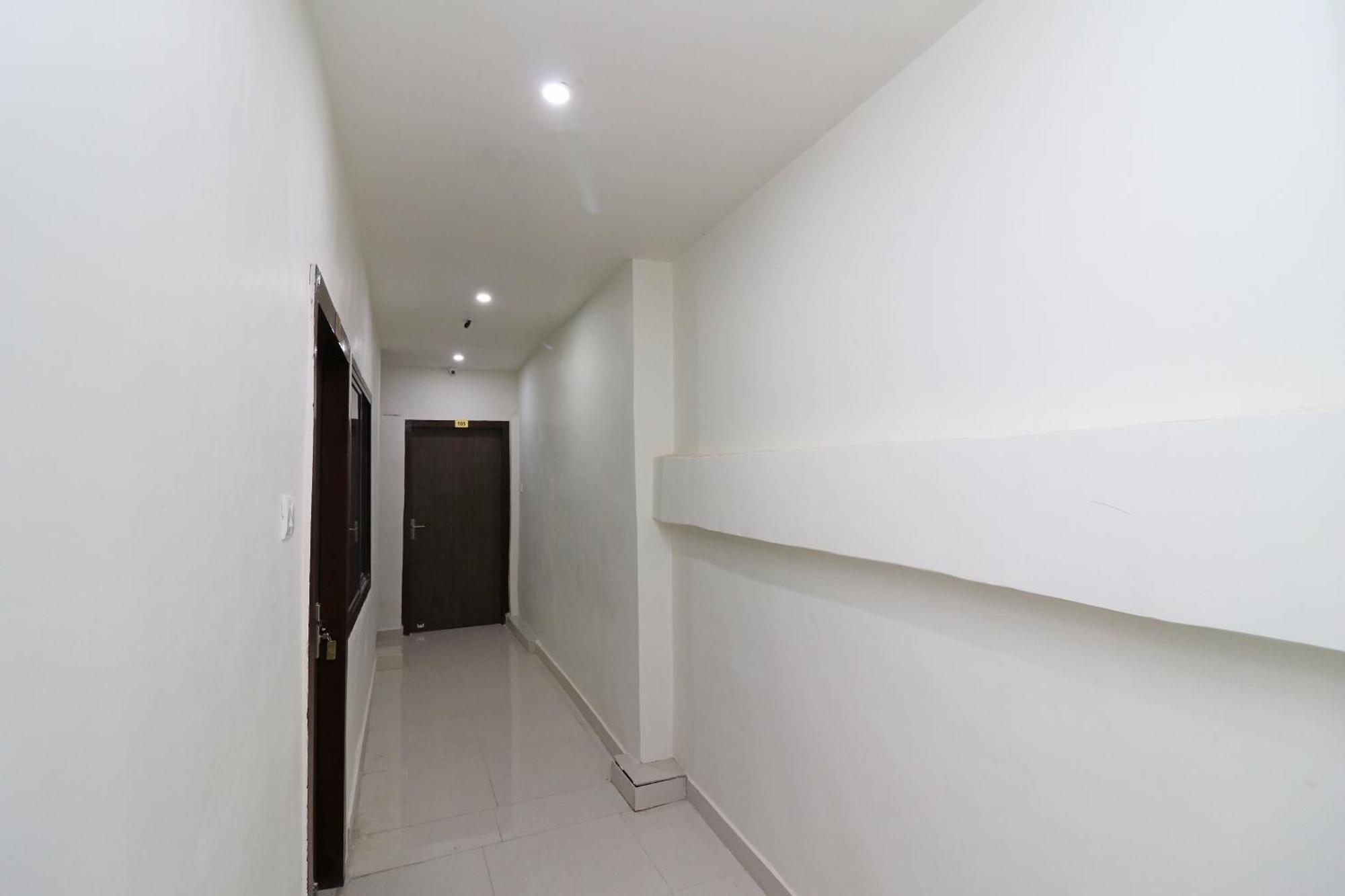 Oyo Paradise Inn Prayagraj Exterior photo